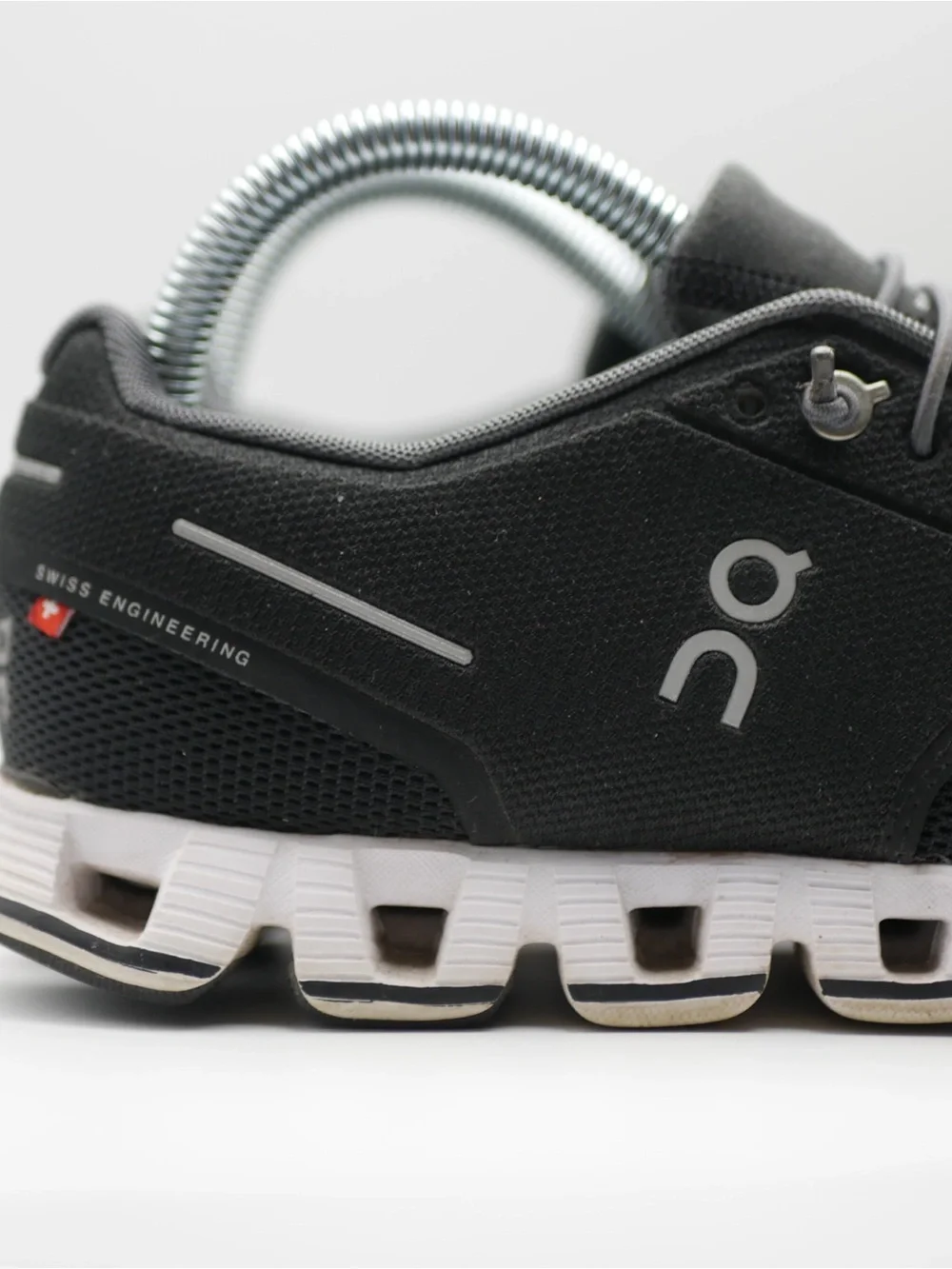 On cloud Running Black  Athletic Running Shoes - Picture 2 of 12